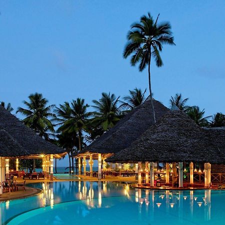 Neptune Village Beach Resort & Spa Galu Exterior foto