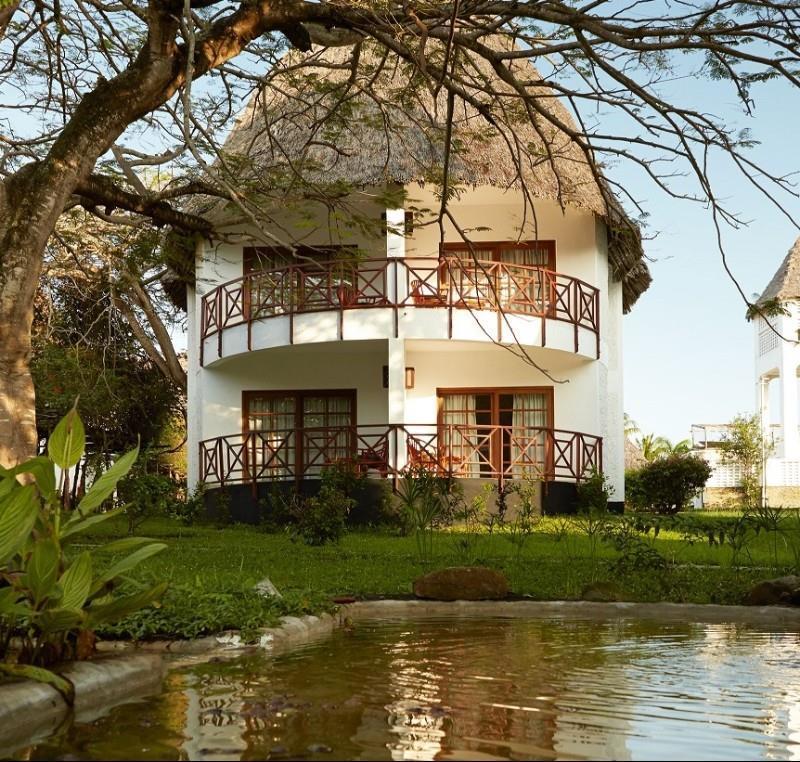 Neptune Village Beach Resort & Spa Galu Servicios foto